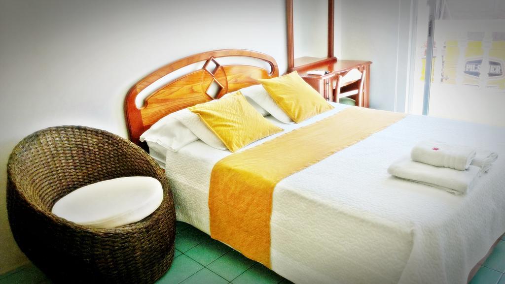 Hostal Costa Del Pacifico Puerto Ayora  Zewnętrze zdjęcie