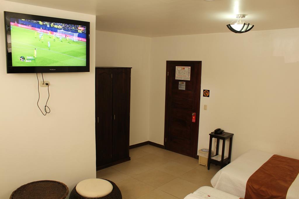 Hostal Costa Del Pacifico Puerto Ayora  Zewnętrze zdjęcie