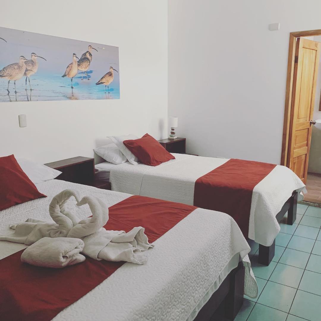 Hostal Costa Del Pacifico Puerto Ayora  Zewnętrze zdjęcie