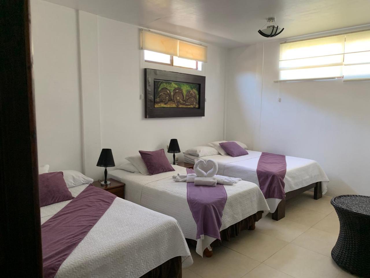 Hostal Costa Del Pacifico Puerto Ayora  Zewnętrze zdjęcie